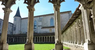 Cloître du Couvent des Carmes