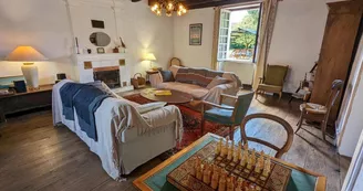 La Maison des Deux Cèdres